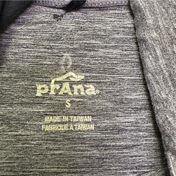 PrAna Women’s Small Cowl Neck Pullover Poly Blend Sweatshirt Grey Front Pockets - Picture 3 of 8